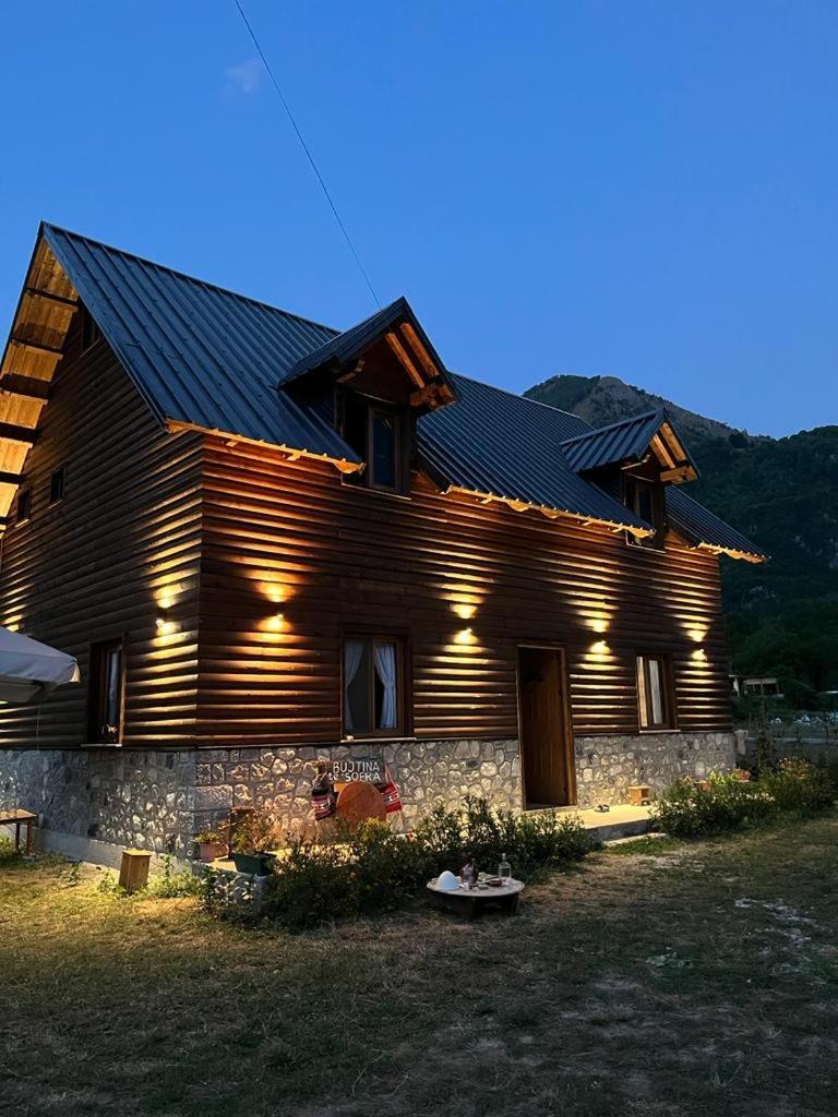 Te Sofra Hotel Theth Exterior photo